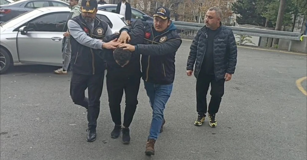 İstanbulda Güvenlik Güçlerinin Dur İhtarına Uymayan Sürücü Bir Kadının Ölümüne Neden Oldu