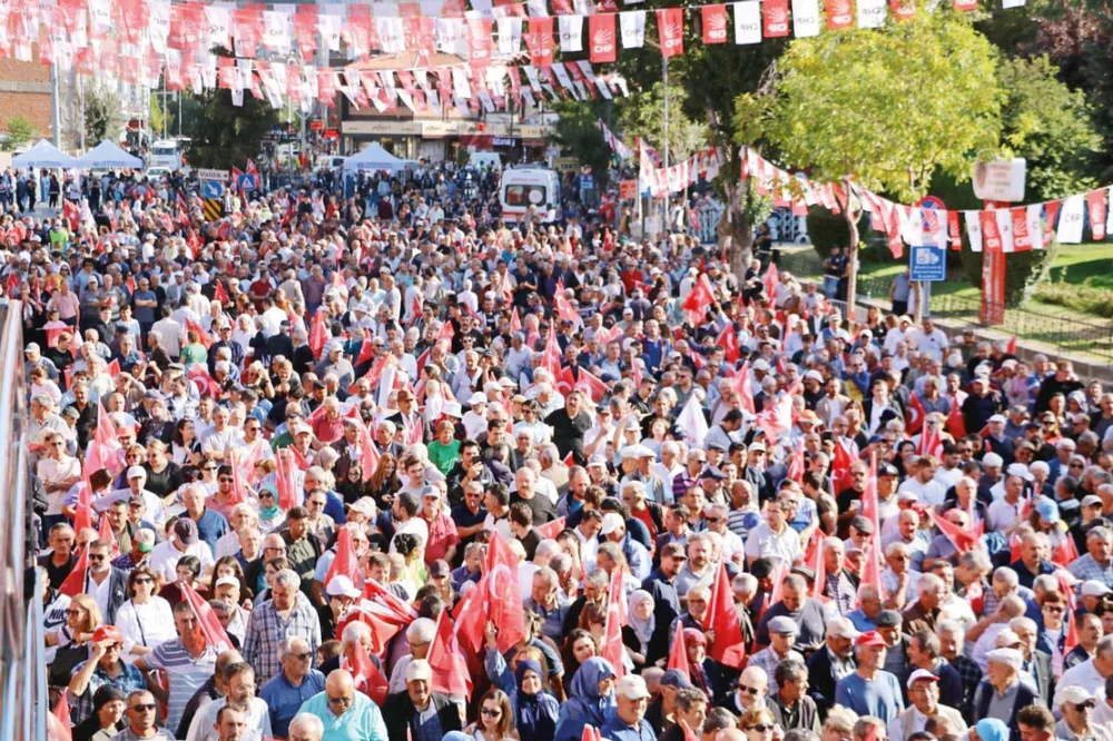 Memurun Ayda Dokuz Çeyrek Altın Kaybettiği İddiası Kamuoyunda Yankı Buldu
