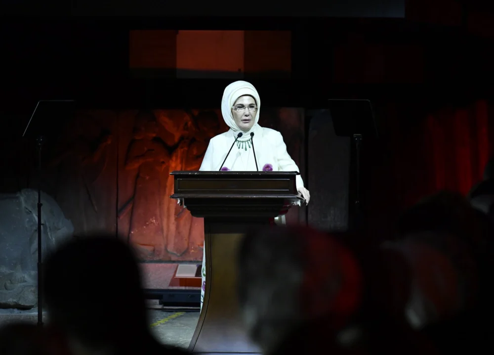 Emine Erdoğan Ankara’da Sof Kumaşı Sergisiyle Kültürel Mirasın Korunmasına Dikkat Çekti