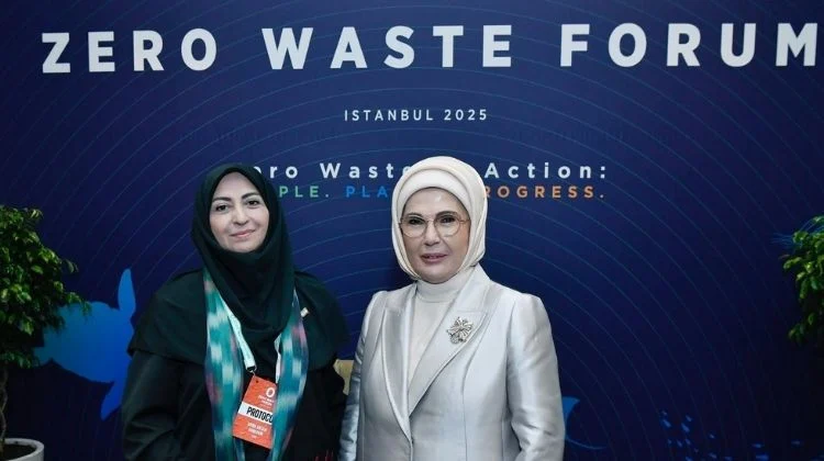 Emine Erdoğan Uluslararası Sıfır Atık Forumu’nda İranlı Mevkidaşıyla Görüştü