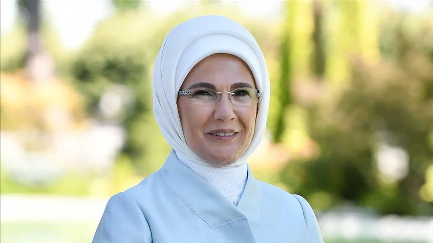 Emine Erdoğan’dan Nesli Tükenmekte Olan Mersin Balığı Projesine Tam Destek Ve Tebrik