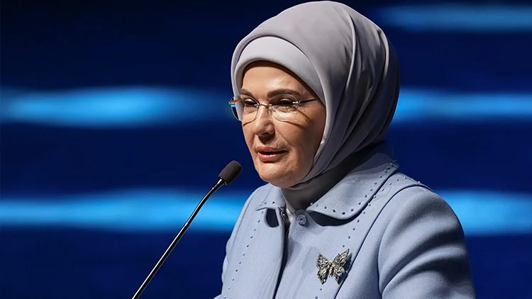 Emine Erdoğan Trt Çocuk Medyası Zirvesi’nde Çocukların Dijital Güvenliğine Vurgu Yaptı