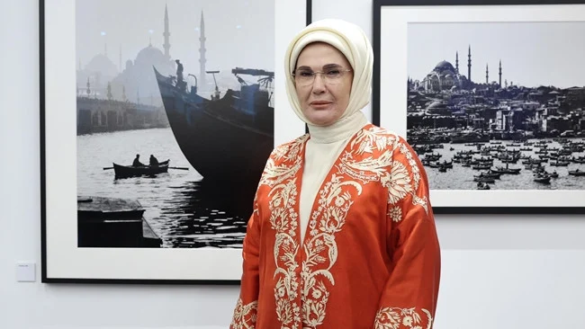 Emine Erdoğan Vakıfbank Sanat Galerisi Açılışında Sanatın Toplumsal Hafızadaki Kritik Rolüne Vurgu Yaptı