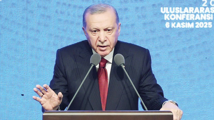 Erdoğan’dan Kütüphane Konferansı’nda Özgür Özel’e Siyasi Üslup Uyarısı