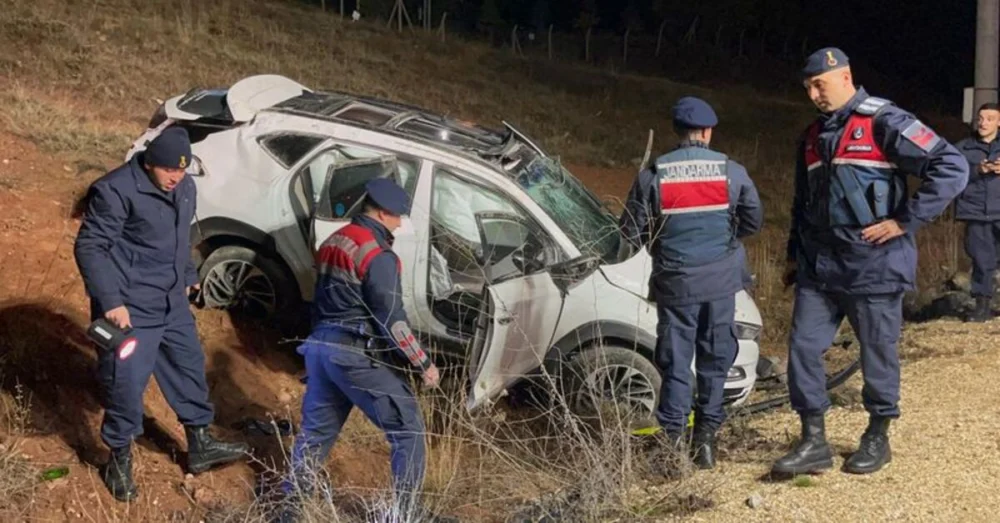 Eskişehir’de Korkunç Kaza 13 Yaşındaki Öykü Şahin Hayatını Kaybetti 4 Yaralı