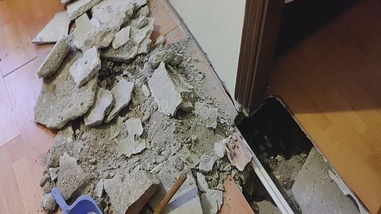 Fatih’te 4 Katlı Binanın Zemininde Çökme Toprak Temel Şüpheleri Artırdı