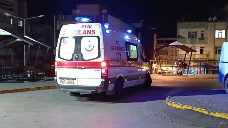 Gaziantep İl Göç İdaresi Geri Gönderme Merkezi’nde 56 Kişi Gıda Zehirlenmesi Şüphesiyle Hastaneye Kaldırıldı