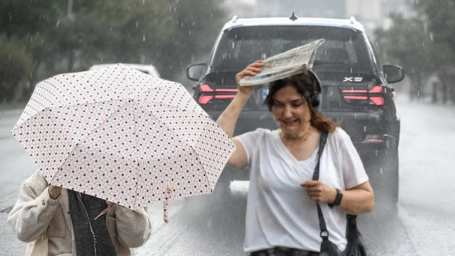 İstanbul Ve Ankara Dahil 28 İlde Şiddetli Sağanak Yağışlar Etkili Oldu