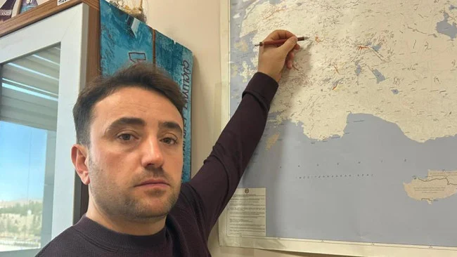 Balıkesir’de Deprem Fırtınası Endişesi Bir Uzman 6 Büyüklüğünde Yeni Sarsıntı Olabileceği Uyarısı Yaptı