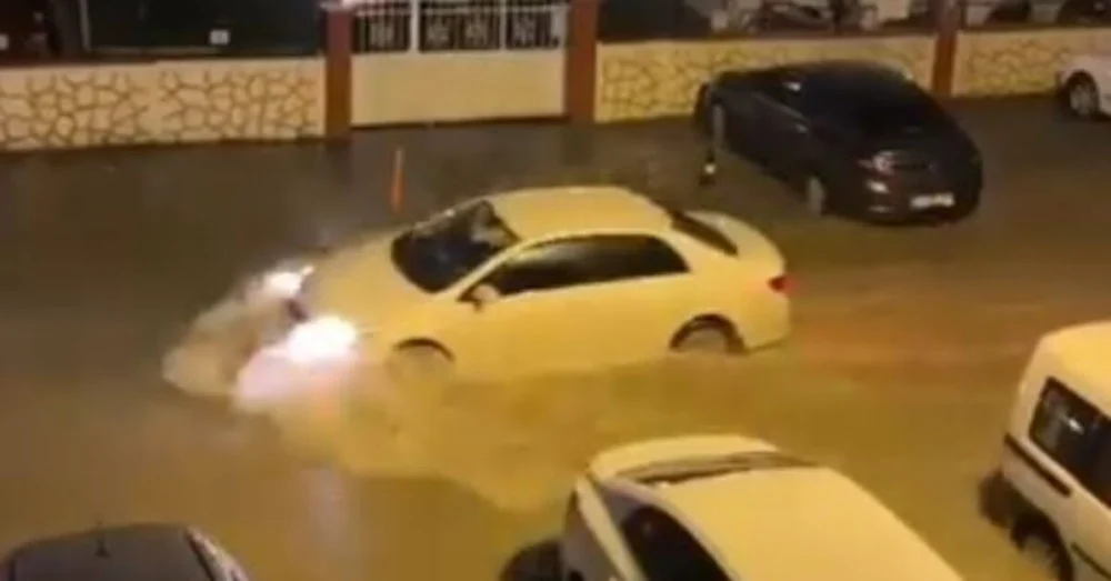 Hatay Yayladağı Yeşiltepe Şiddetli Yağış Heyelan Ve Su Baskınları İle Hayatı Felç Etti