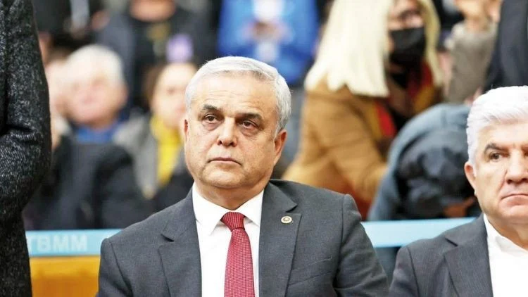 CHP’den İhraç İstemiyle Sevk Edilen Çakır İstifa Etti