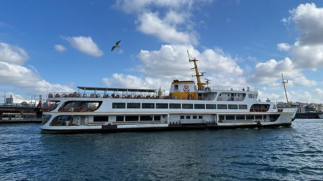 Preveze Deniz Zaferi Korteji İstanbul Boğazı’nda Bazı Vapur Seferlerini Durdurdu