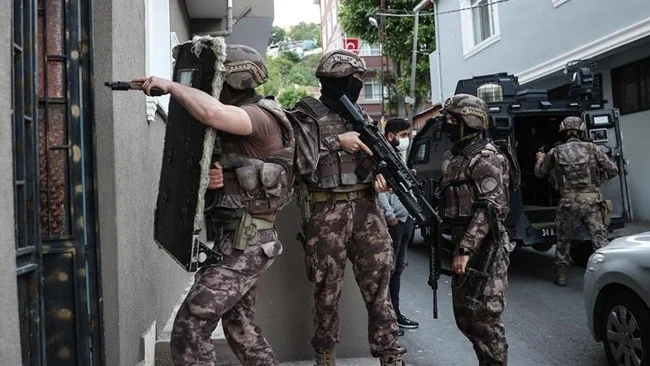 İstanbul’da Deaş Terör Örgütüne Yönelik Operasyonda 14 Şüpheli Yakalandı