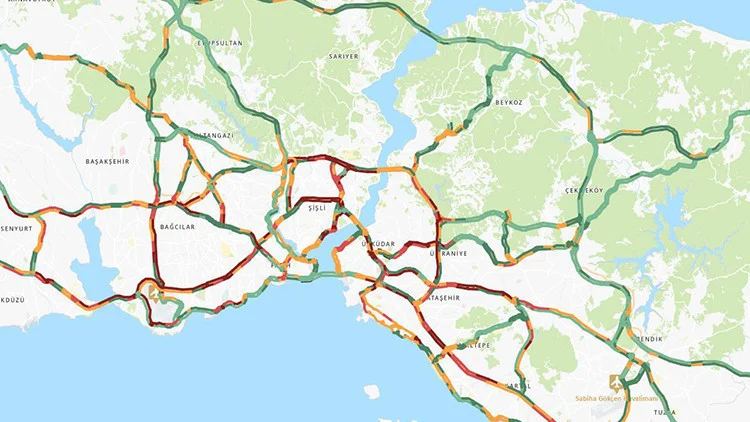 İstanbul Yağış Ve İş Çıkışı Birleşti Trafik Yoğunluğu Yüzde 89’A Fırladı
