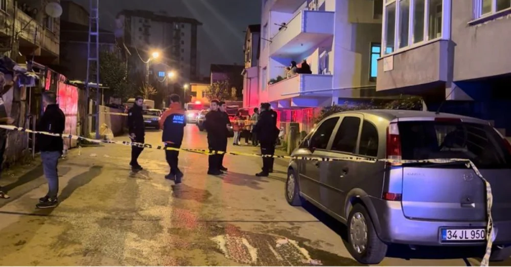 İstanbul Pendik’teki Ev Yangınında 2 Çocuk Hayatını Kaybetti 2 Çocuk Ağır Yaralı