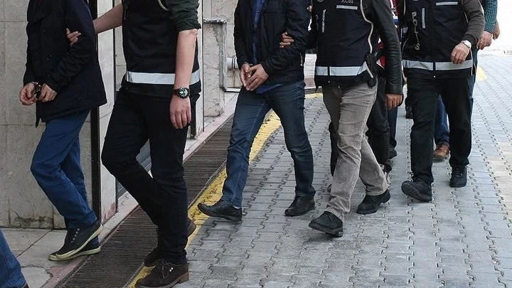 İstanbul’da Terör Örgütü Deaş’a Düzenlenen Operasyonda 13 Kişi Gözaltına Alındı