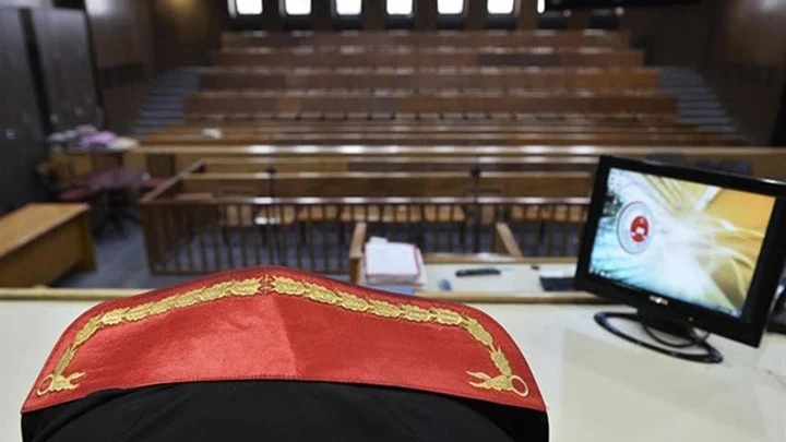 İzmir’de ‘kooperatif’ soruşturmasında gözaltına alınan 9 şüpheli adliyeye sevk edildi