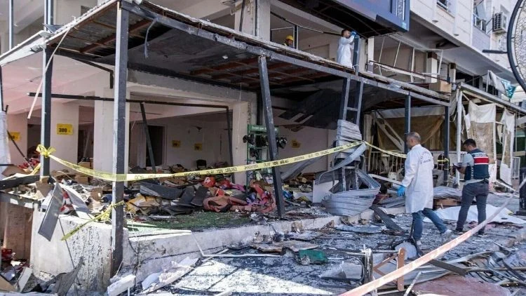 İzmir’deki Patlamada 5 Can Kaybının Asli Sorumluları Ağır Hapis Cezalarına Çarptırıldı