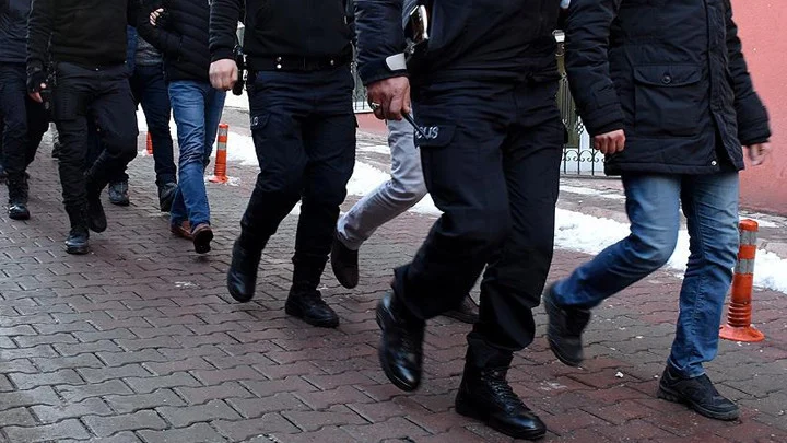 İzmirdeki Saraçlar Suç Örgütüne Yönelik Operasyonda Milyarlık Mal Varlığına El Konuldu