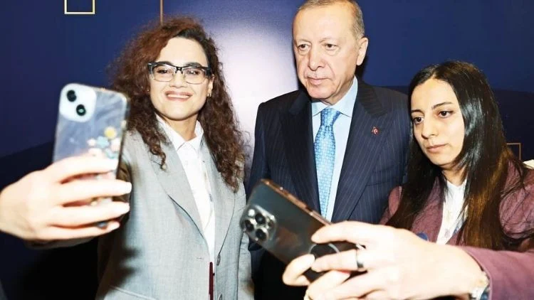 Cumhurbaşkanı Erdoğan: Kadınların Yerel Yönetimlerdeki Rolü Kritik Öneme Sahip