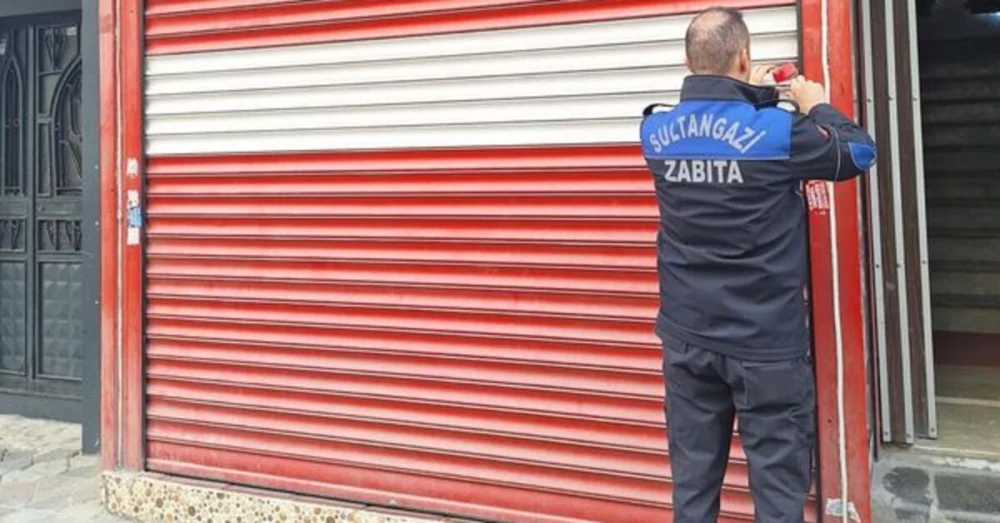 İstanbul Sultangazi’deki Düğün Salonu Kadınlar Giyinme Odasında Gizli Kamera Bulundu