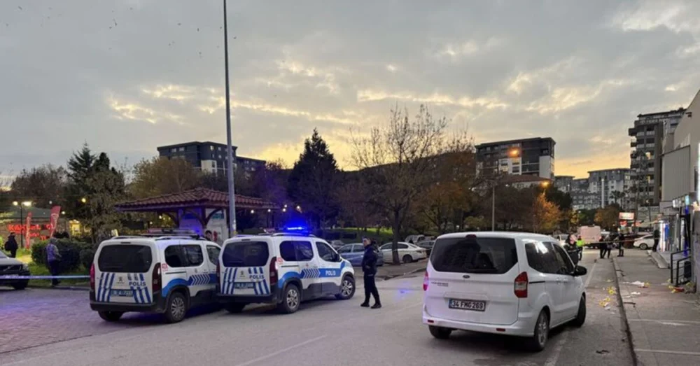 Bursa Nilüfer’deki Kafede Çıkan Silahlı Kavgada Biri Ağır Altı Kişi Yaralandı