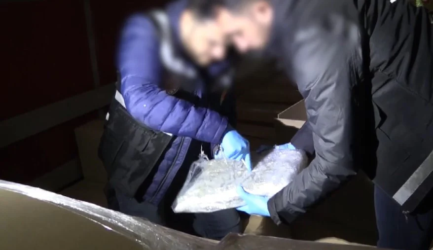 Kapıkule Ve İpsala’Da İki Tırda Toplam 525 Kilogram Esrar Ele Geçirildi