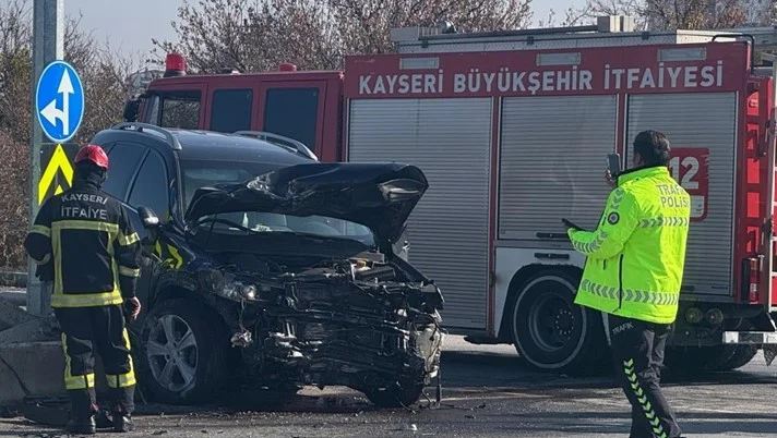 Kayseri’de Trafik Kazası 5 Yaralıya Neden Oldu