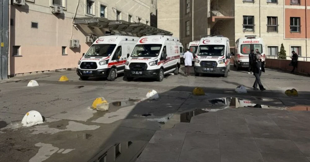 Sakarya’da Kız Yurdunda 23 Öğrenci Gıda Zehirlenmesi Şüphesiyle Hastaneye Kaldırıldı