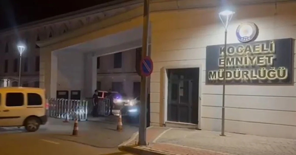 Kocaeli Merkezli 11 İlde Nitelikli Dolandırıcılık Operasyonu 37 Şüpheli Yakalandı