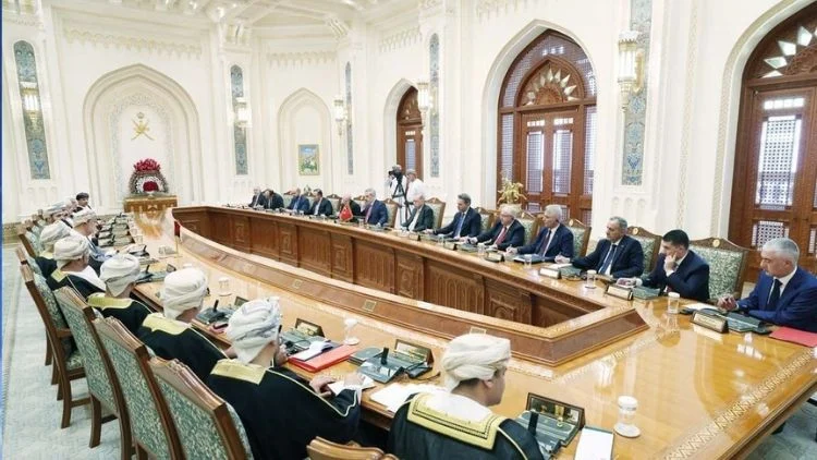 Erdoğan Umman Ziyaretinde İkili İlişkileri Güçlendirerek Filistin Konusunda Dayanışma Mesajı Verdi