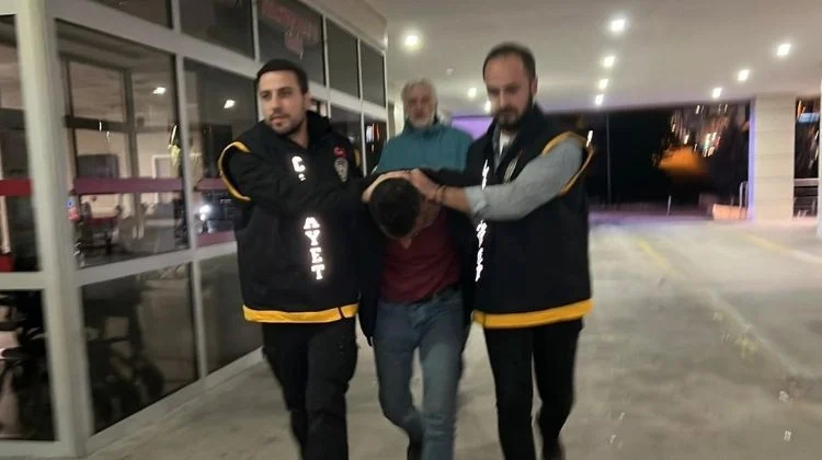 Kucağında Bebeğiyle Eski Eşine Saldıran Zanlı Yakalanıp Tutuklandı