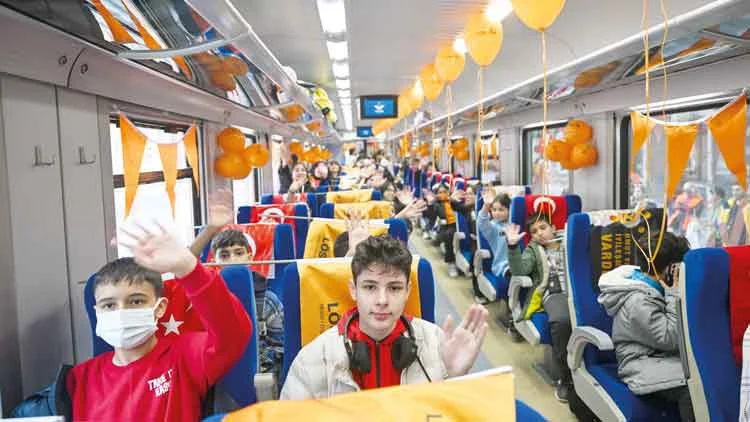 Lösev Çocukları Tcdd Treniyle Anadolu’yu Gezerken Umut Ve Farkındalık Yaratıldı