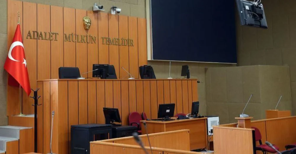 İzmir’de Mahkeme İşsiz Erkeğe 5 Bin Lira Tedbir Nafakası Bağladı