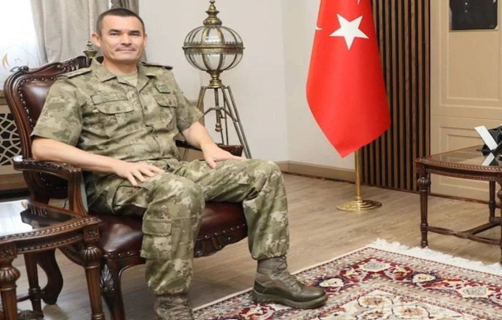 Eski Tuğgeneralin Makam Aracıyla Göçmen Kaçakçılığı Cezası Kesinleşti