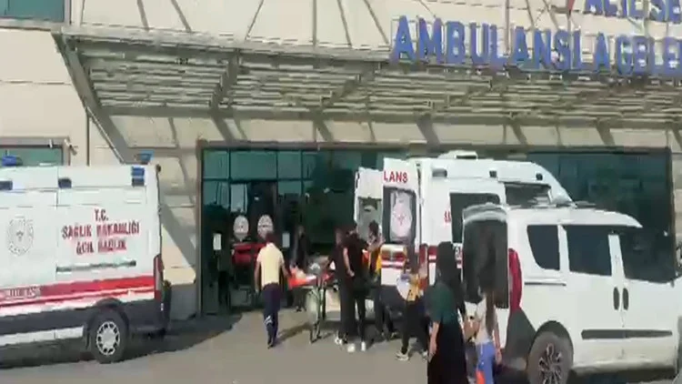 Mersin’deki Makarna Fabrikasında Zirai İlaçtan Zehirlenme Şüphesi 11 İşçiyi Etkiledi