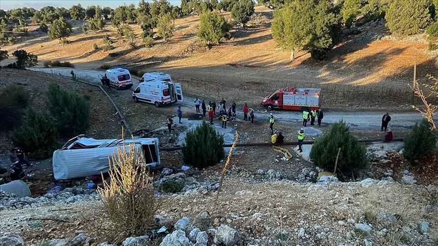 Mersin Erdemli’deki Minibüs Kazasında Can Kaybı Altıya Yükseldi