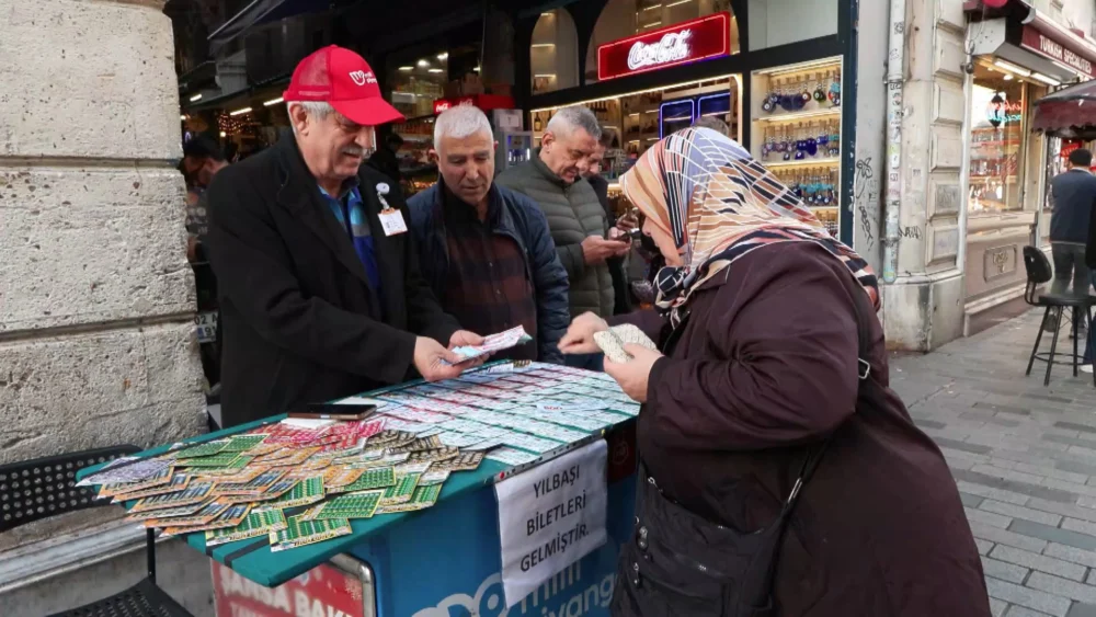 Milli Piyango Yılbaşı Özel Çekilişi 800 Milyon TL Rekor İkramiye Dağıtım Garantisiyle Satışa Sunuldu