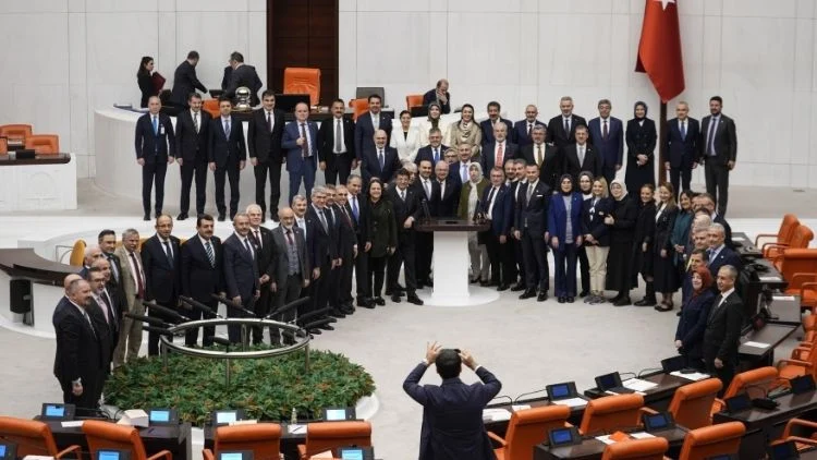 TBMM’de Sanayi Ve Teknoloji Bakanlığı Bütçesi Türkiye’nin Sanayi Ve Savunma Dönüşümünü Gündeme Taşıdı
