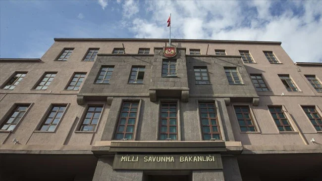 Milli Savunma Bakanlığı Suriyeli Askeri Öğrencilerin TSK’da Görev Almayacağını Duyurdu
