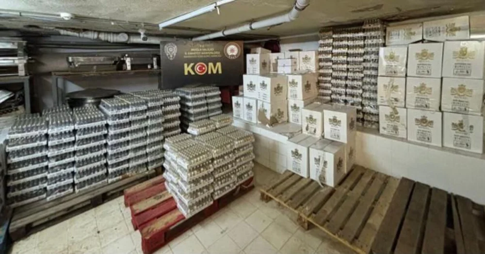 Muğla’da Dev Kaçak İçki Operasyonunda 28 Bin Şişe Votkaya El Konuldu