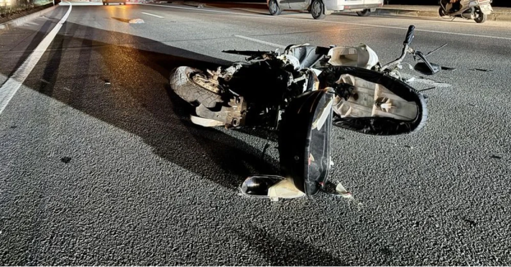 Muğla Fethiye’de Elektrikli Motosiklet Sürücüsü Hafif Ticari Araç Çarpışmasında Yaşamını Yitirdi