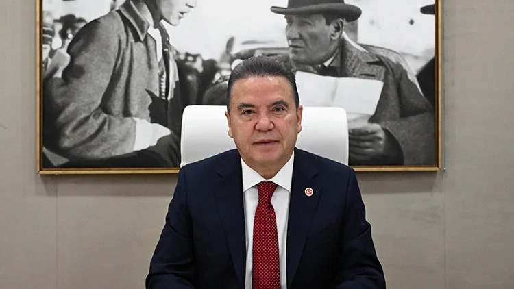 Antalya Büyükşehir Belediye Başkanı Muhittin Böcek Etkin Pişmanlık Başvurusunda Bulundu İddiası