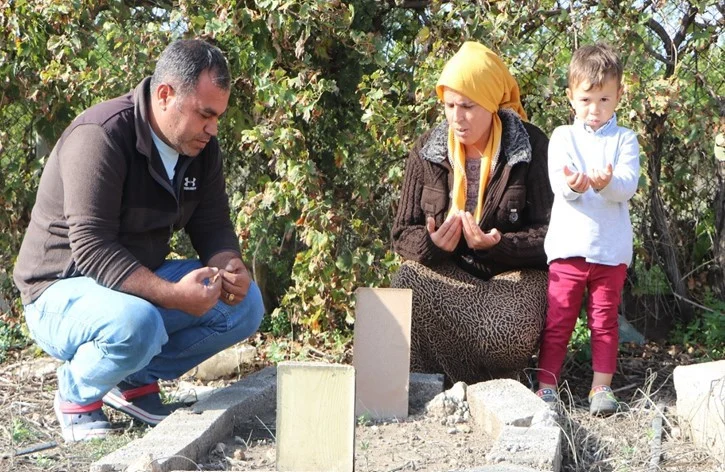Ölü Denilen Bebek Mezarlık Yolunda Canlandı 7 Günlük Yaşam Savaşını Kaybetti