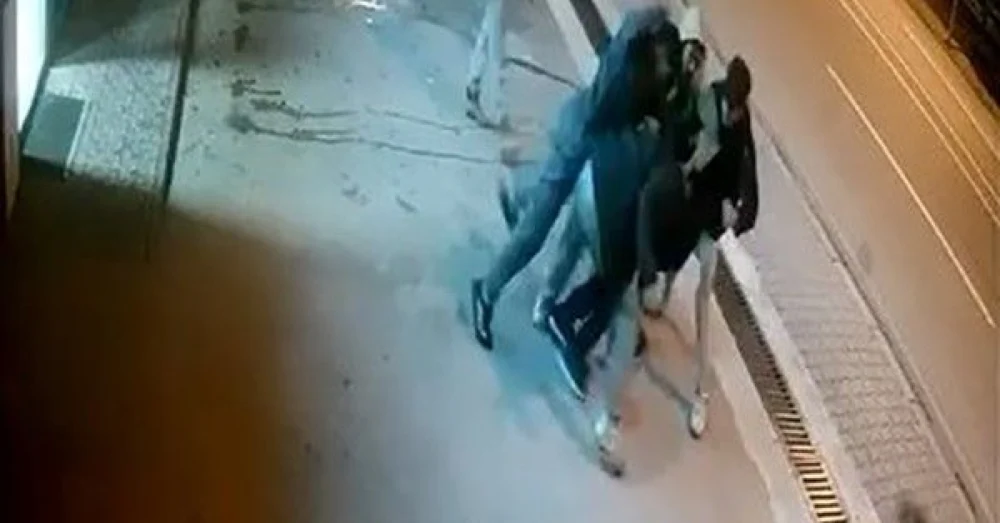 Elazığ Karakoçan’da Kan Donduran Saldırı Bir Kişinin Kulağı Koparıldı Üç Zanlı Tutuklandı