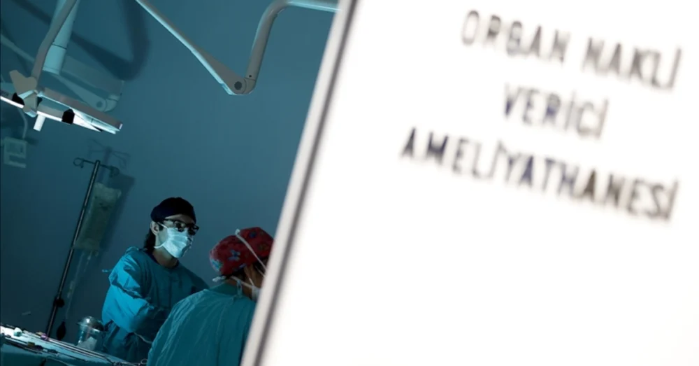 Organ Bağışı Yapan Ailelere Nakil Bekleme Listelerinde Öncelik Tanınacak