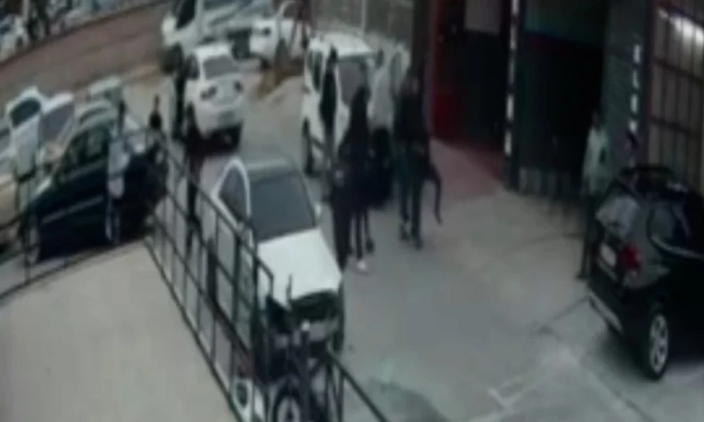 Konya’daki Oto Boyama Atölyesine Silahlı Saldırı 12 Yaralı 3 Kişi Gözaltına Alındı