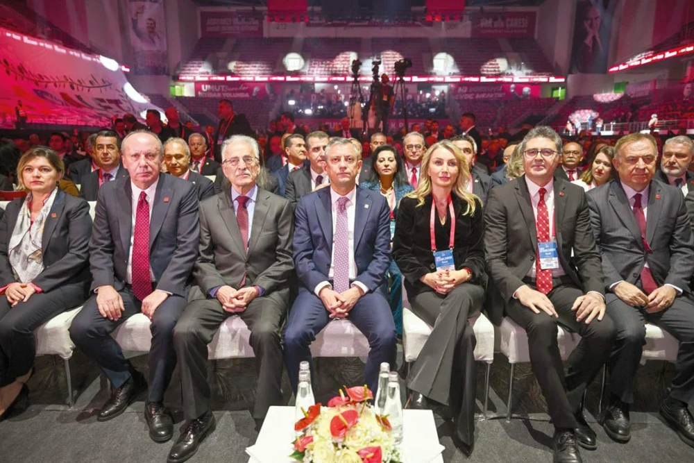 CHP 39 Olağan Kurultayında Yeni Parti Programını Onaylayarak İktidar Hedefini Belirledi