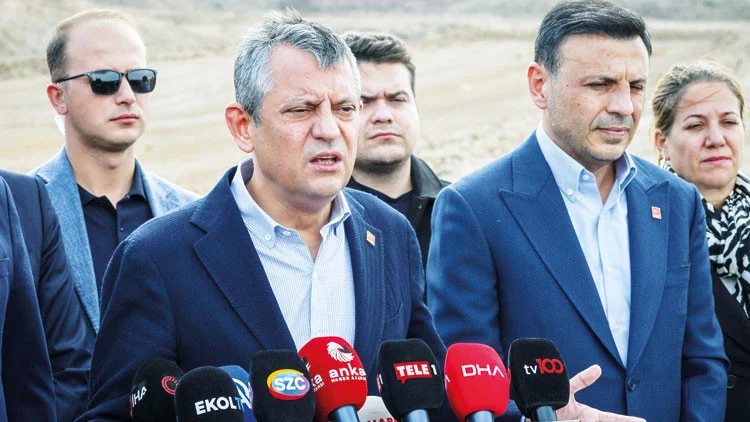 Cumhuriyet Halk Partisi Liderinden Yasama Yılı Açılışı Protestosu Ve Sumud Filosuna Müdahaleye Sert Kınama