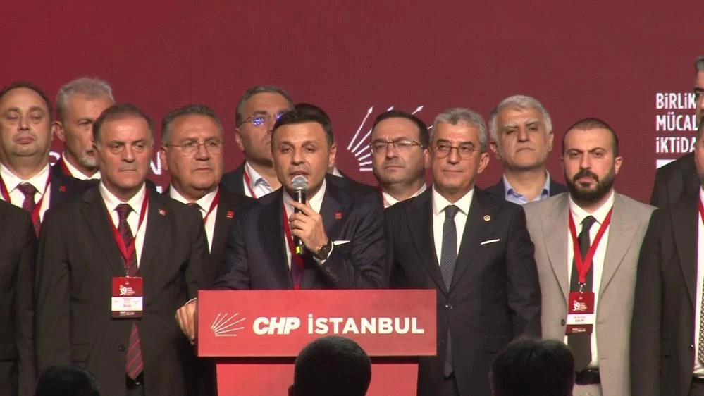 Özgür Çelik CHP İstanbul İl Başkanlığına Yeniden Seçildi